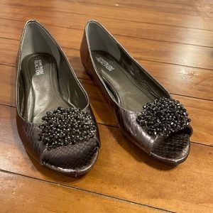 Size 7 Kenneth Cole Reaction womens flats